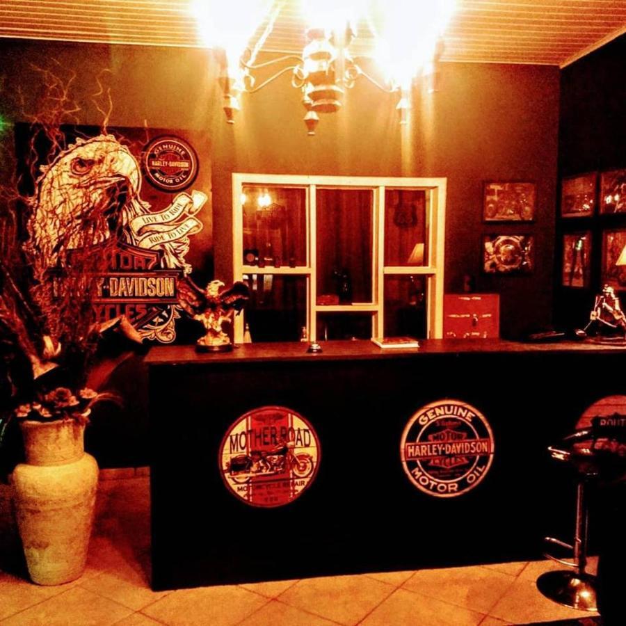 Road House Rota 118 Motorcycle Hotel Alto Paraíso de Goiás Dış mekan fotoğraf